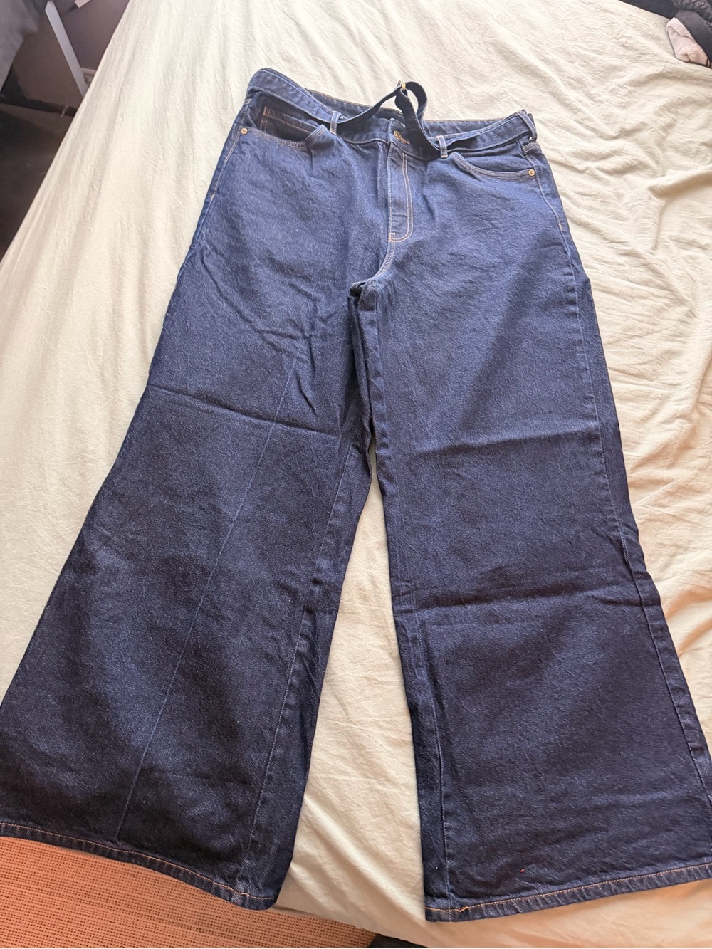 Express Wide Leg Women's Jeans in Dark Blue with Belt
